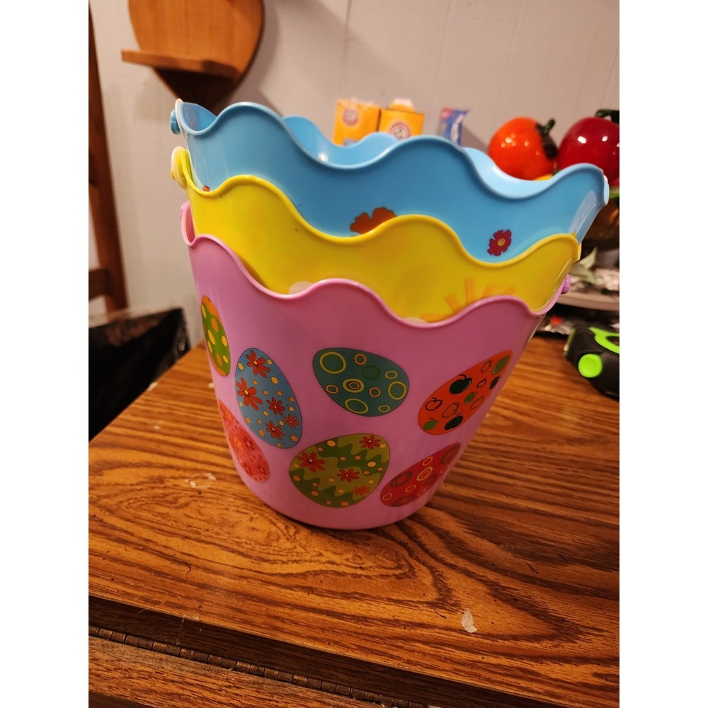 Lot Of 3 Greenbrier‎ Plastic Floral Spring Time Easter Baskets Pink Yellow Blue